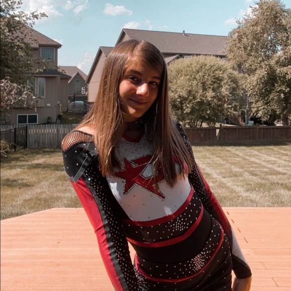 Meet your Posher, Rose - Picture 1 of 2